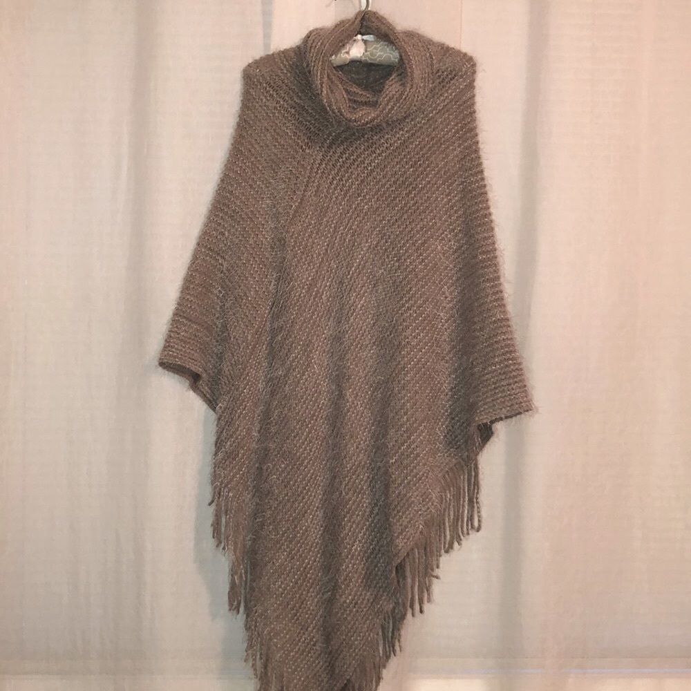 Signature OSFM Tan Cream Knit Eyelash Diagonal Turtleneck Poncho with Tassels